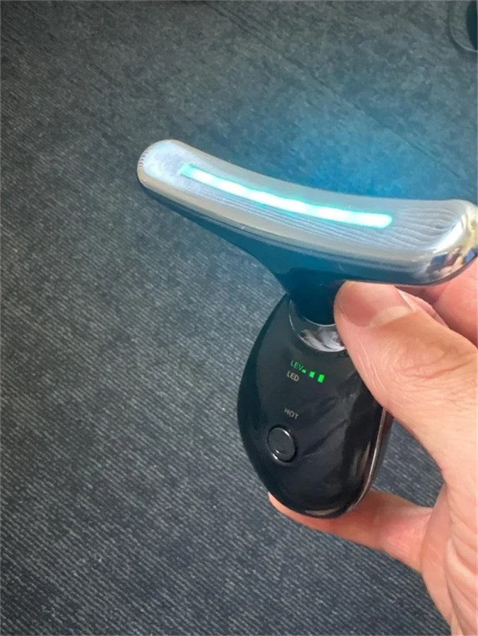 Customer photo from m***r